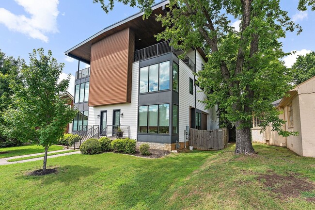 Walkable Luxury in Edgehill - Walkable Luxury in Edgehill House