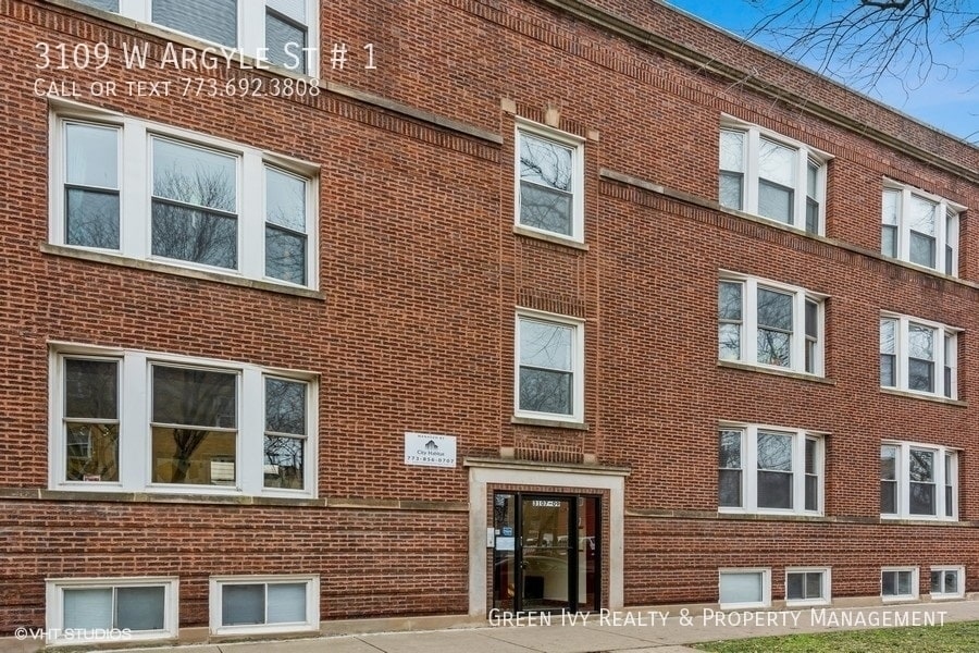 Primary Photo - Huge Albany Park Duplex!