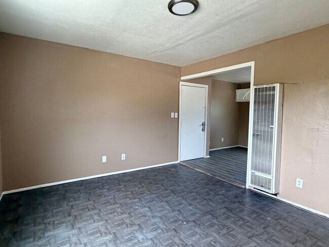 Foto del edificio - 345 E 83rd St