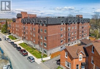 Building Photo - 501 Frontenac St
