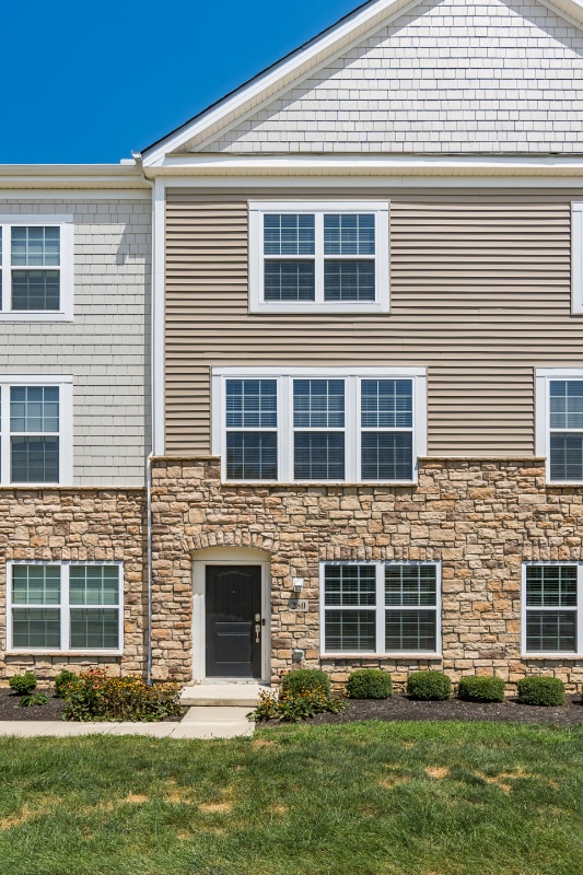 Building Photo - 280 Autumn Ridge Cir