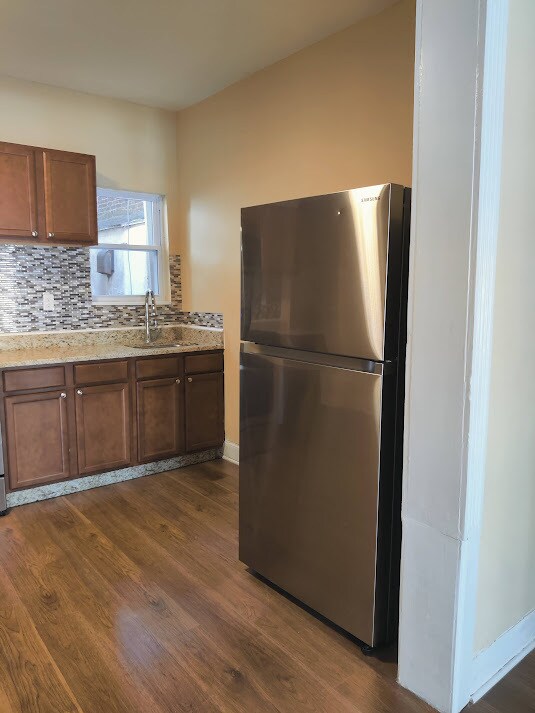 Foto del edificio - 3227 N Dover St