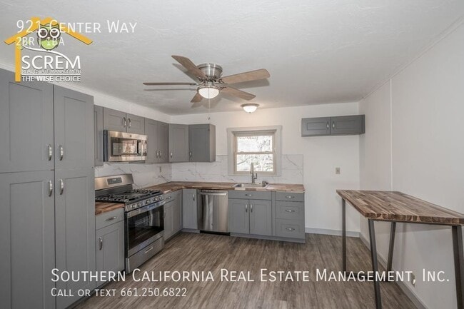 Building Photo - 921 Center Way