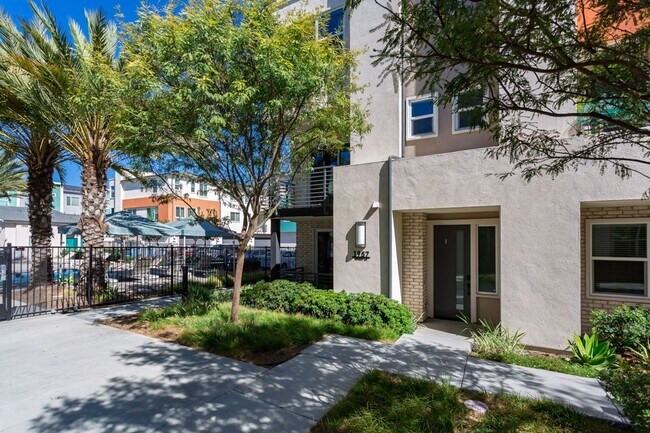 Foto del edificio - Contemporary Living in the Heart of Millenia