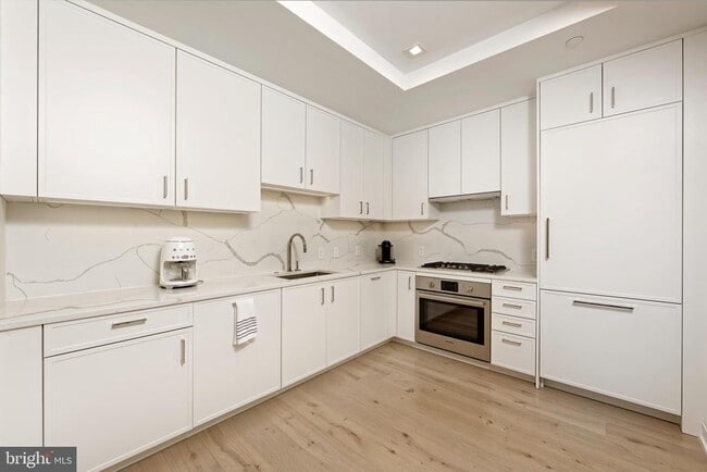 Building Photo - 8551 Connecticut Ave