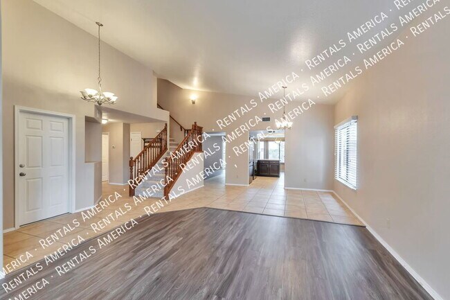 Foto del edificio - 10327 N Mineral Spring Ln