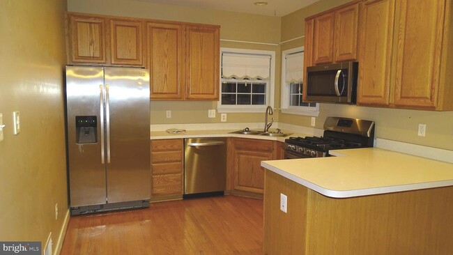 Building Photo - 6020 Omega Ln