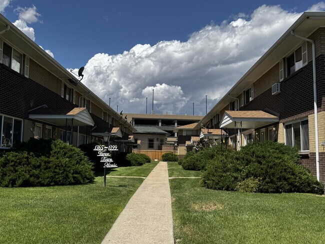 Foto del edificio - 1387 Vance St
