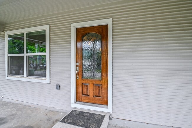 Foto del edificio - 1110 Louise St