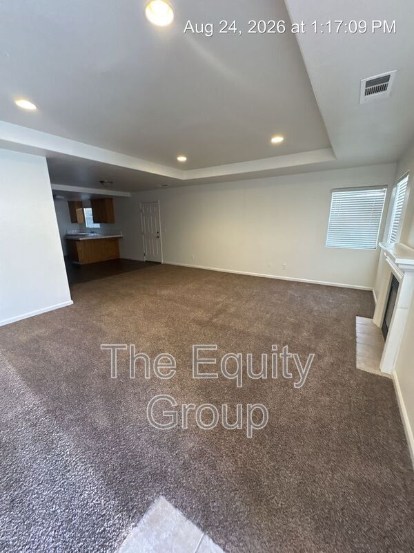 Foto del edificio - 2302 N Vickie St