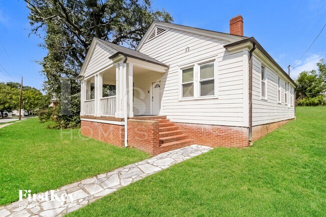 Foto del edificio - 3312 Bloomfield Ave SW