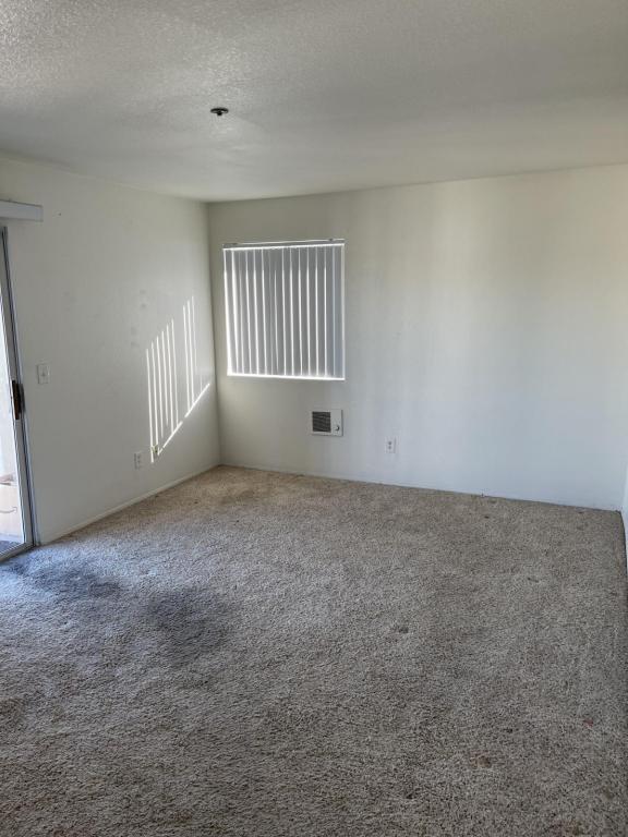 Building Photo - 3815 Georgia St #405