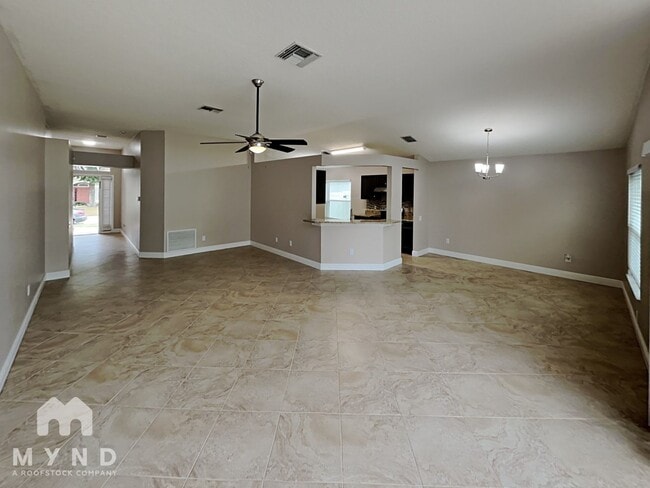 Foto del edificio - 13225 Early Run Ln