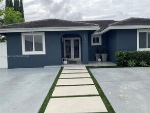 Building Photo - 14573 SW 98th Terrace