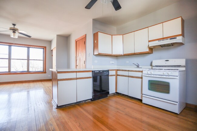 Foto del edificio - 1340 W Foster Ave