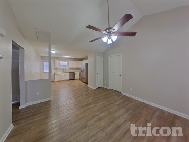 Building Photo - 310 Dexter Pl