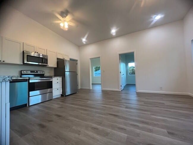Building Photo - 837 Kili Pl