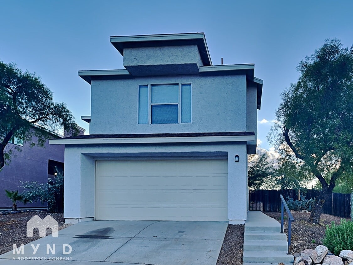 Primary Photo - 1473 N Culpepper Ave