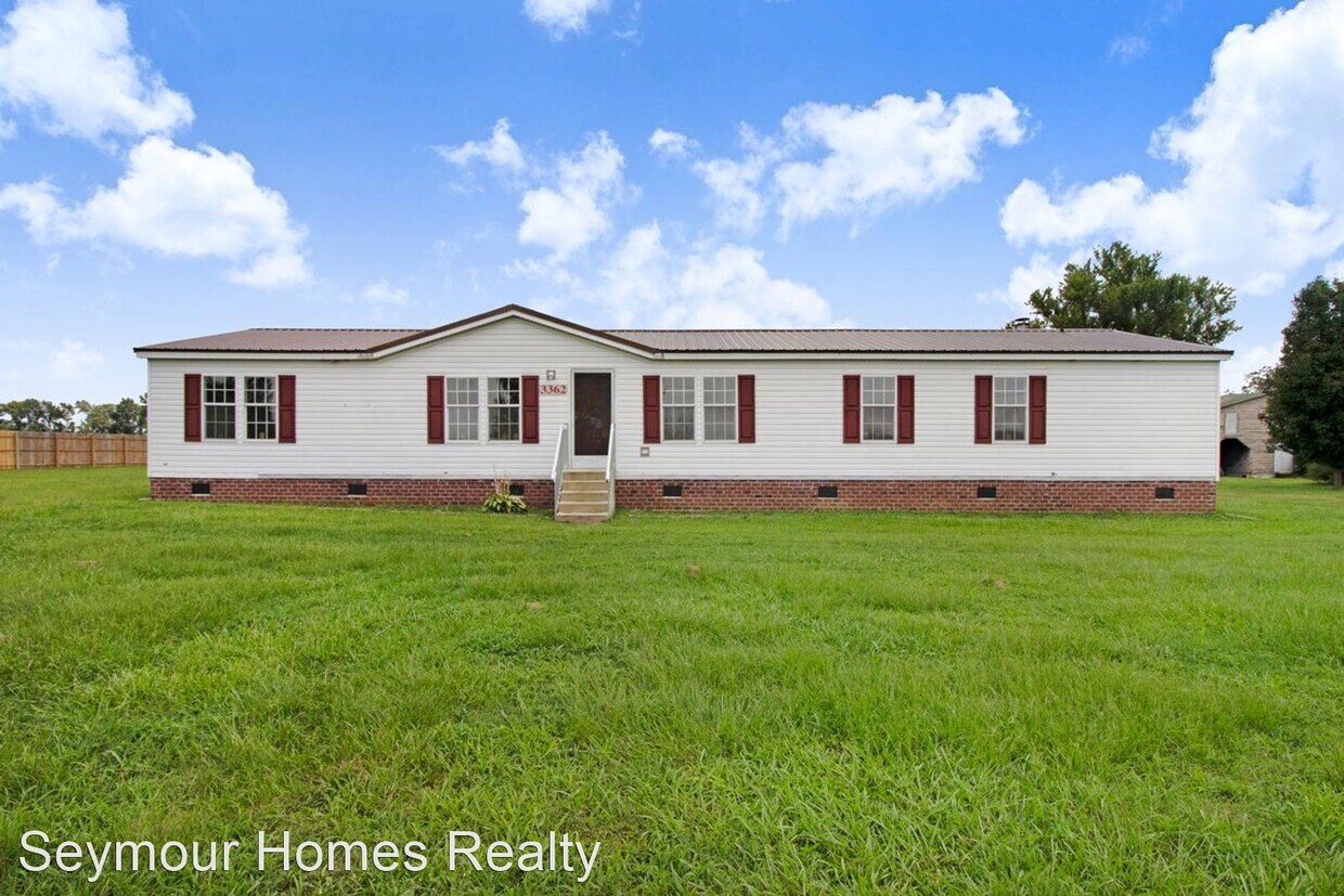 Primary Photo - 4 br, 3 bath House - 3362 Hwy 13 North
