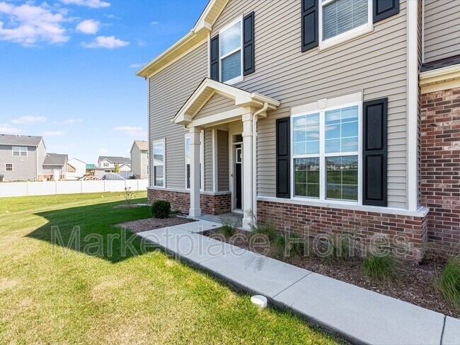 Foto del edificio - 15014 Quincy Cir