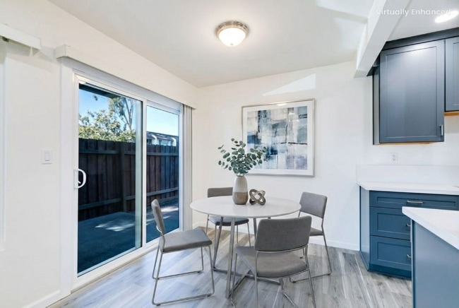 Photo - 951 S Idaho St Apartment