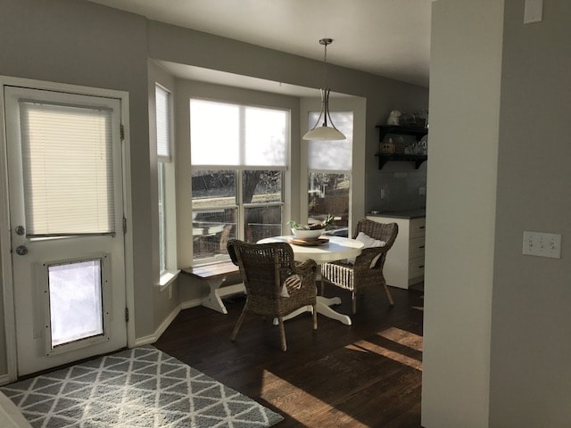Breakfast Nook - 1911 Sandhurst Dr