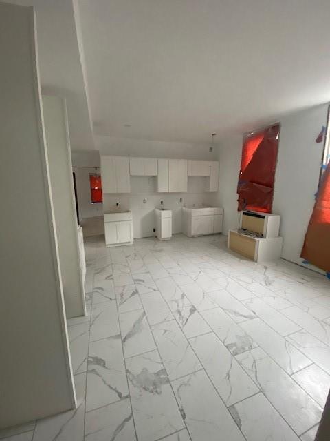 Foto del edificio - 1715 Chalkstone Ave