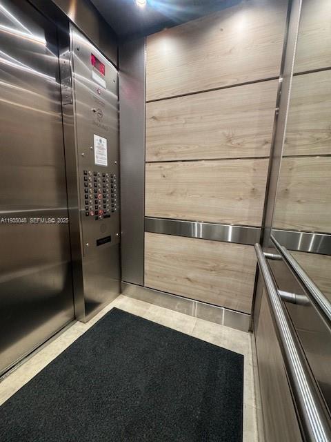 Foto del edificio - 2750 NE 183rd St