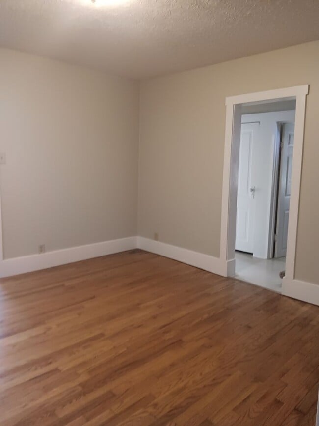 Building Photo - Spacious Three Bedroom - Available Soon!