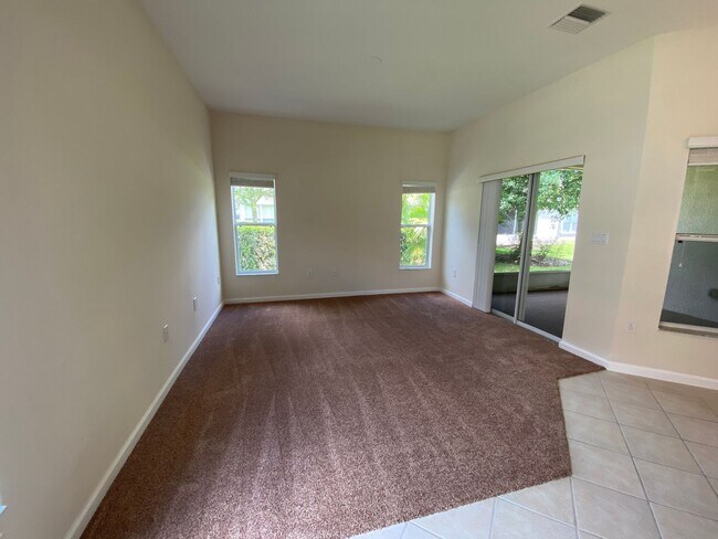 Building Photo - 55+ home in Viera