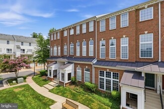 Building Photo - 4424 Eastwick Ct