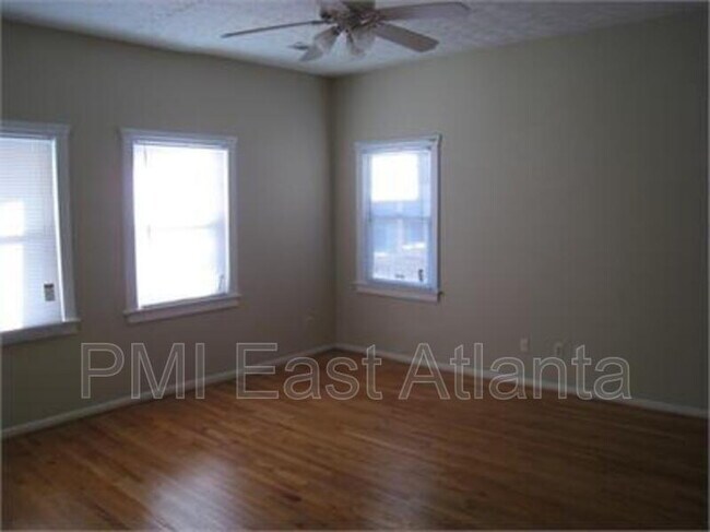 Foto del edificio - 486 Old Wheat St NE