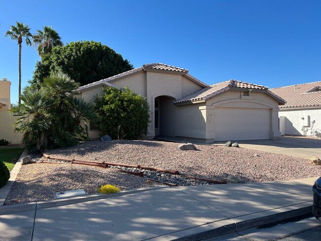 Building Photo - Beautiful 3 Bed 2 Bath House For Rent Gilbert