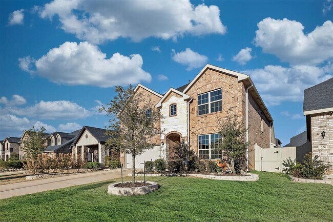 Building Photo - 322 Summer Landing Ct