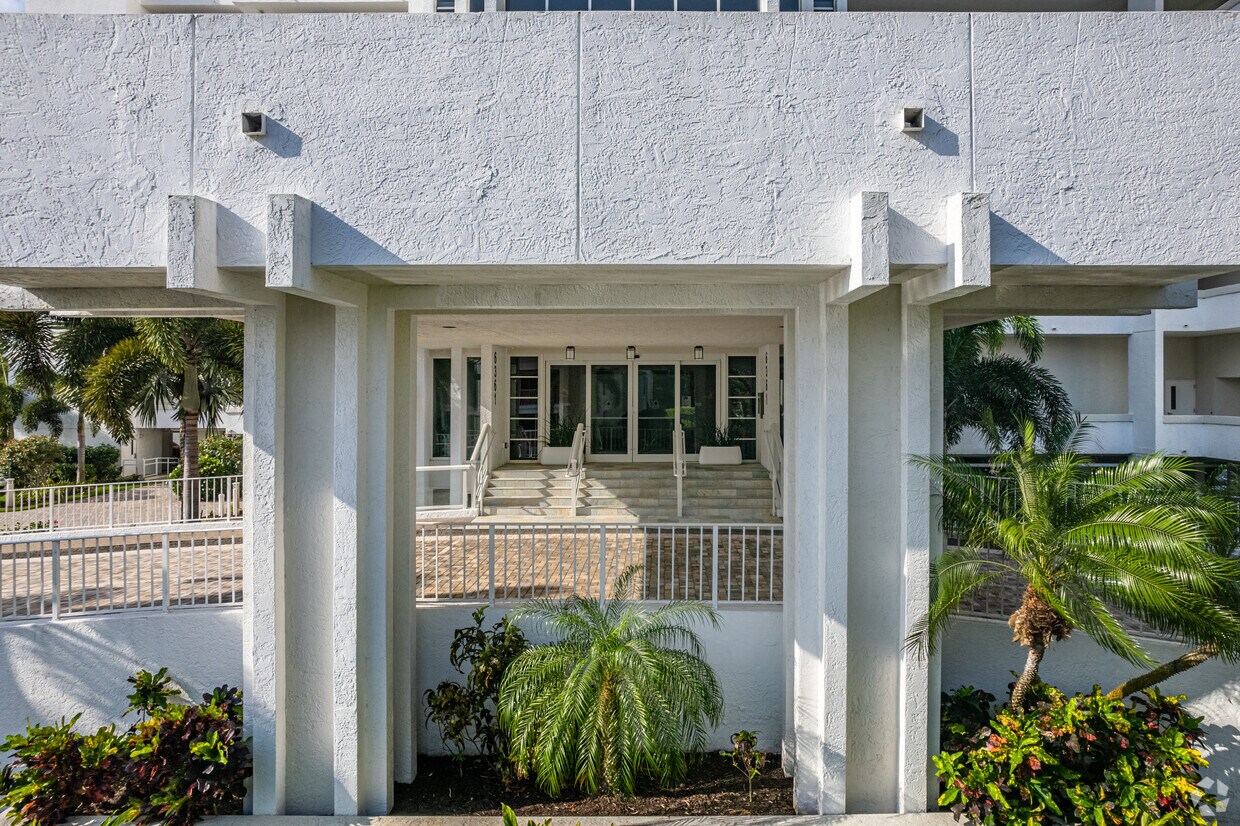 Entrance - St. Lucia Pelican Bay