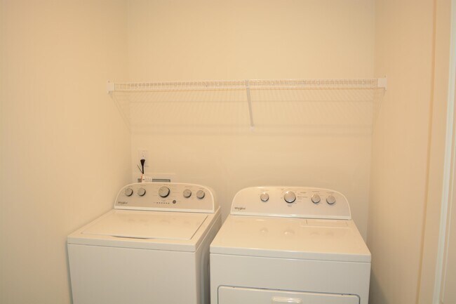 Foto del edificio - 1048 Kafka Dr