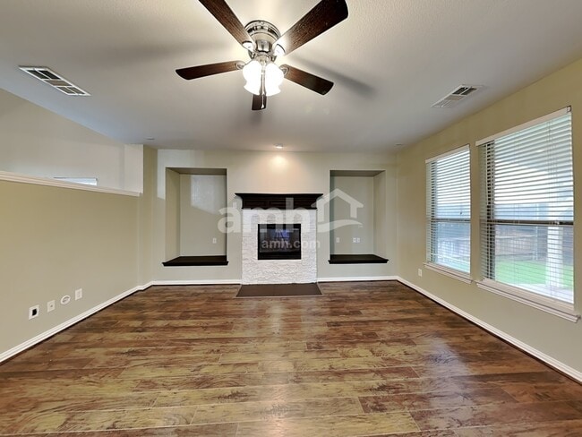 Building Photo - 5205 Geode Ln