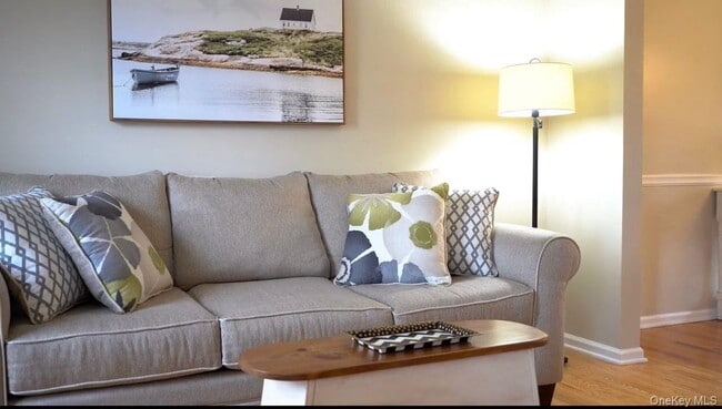 Foto del edificio - 1 Shadow Vale Dr