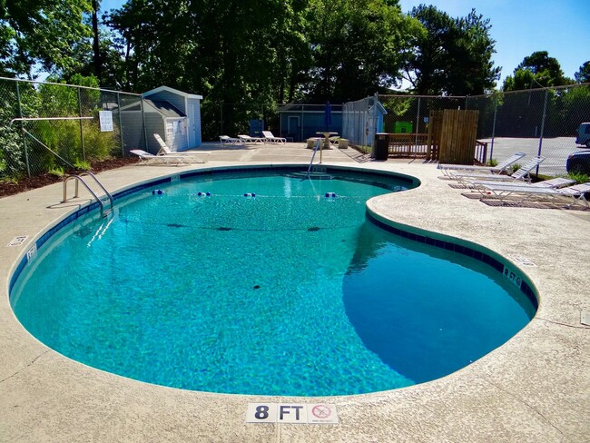 Foto del edificio - Furnished All-Inclusive 4bed/3bath condo a...