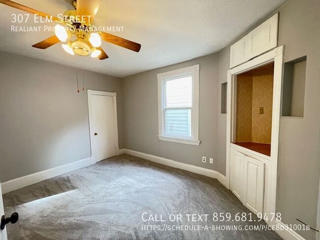 Building Photo - 307 Elm St