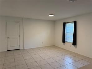 Building Photo - 5651 Bristle Leaf Dr