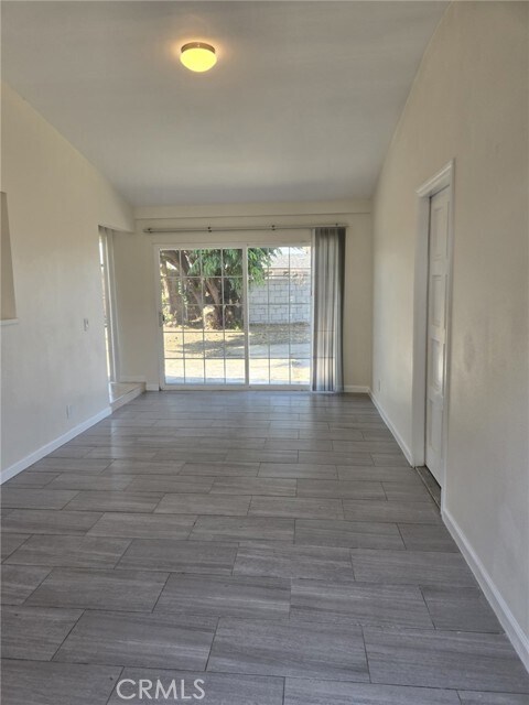 Foto del edificio - 10521 Molama Cir