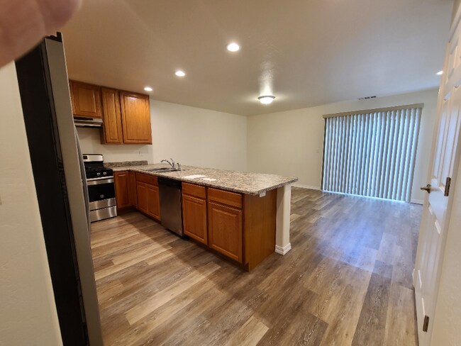 Foto del edificio - 657 SE 8th St
