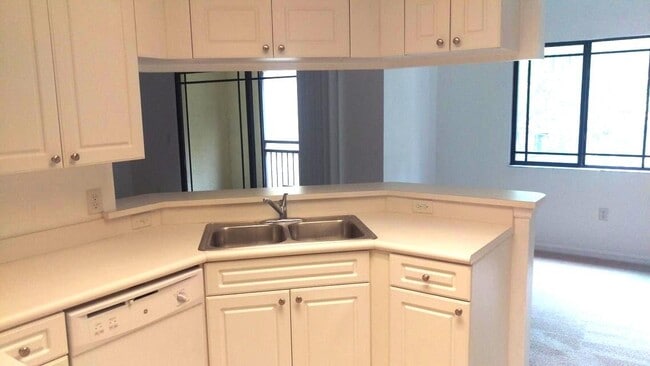 Building Photo - 2730 Anzio Ct