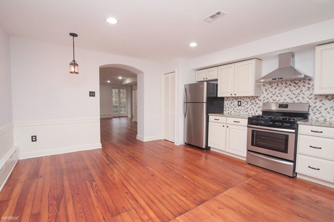 Foto del edificio - 800 Mill Creek Rd