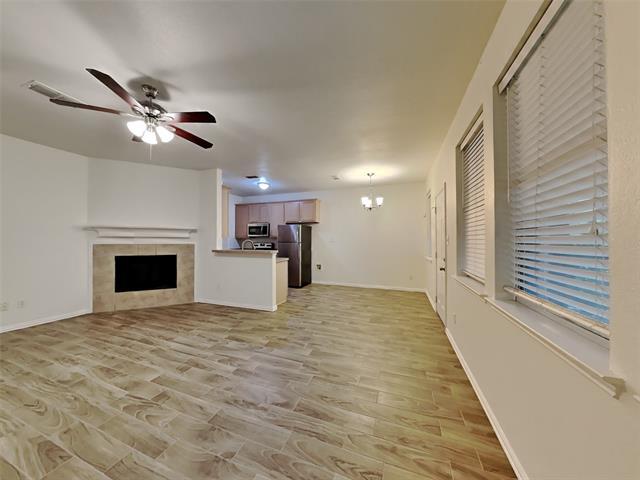 Foto del edificio - 6401 Downeast Dr