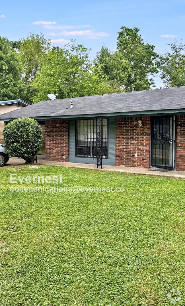 Building Photo - 6564 Abraham Lincoln Dr