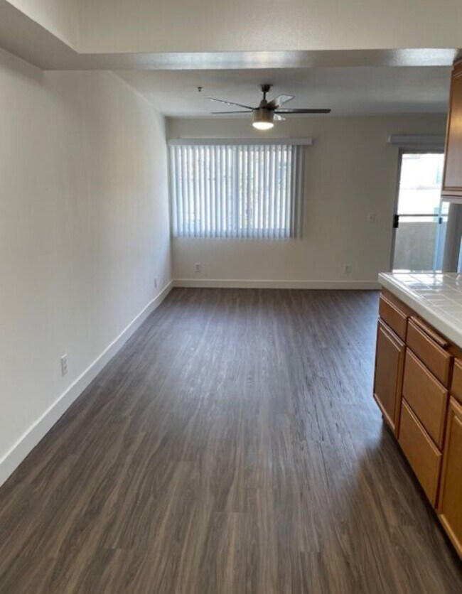 Foto del edificio - 4540 Natick Ave
