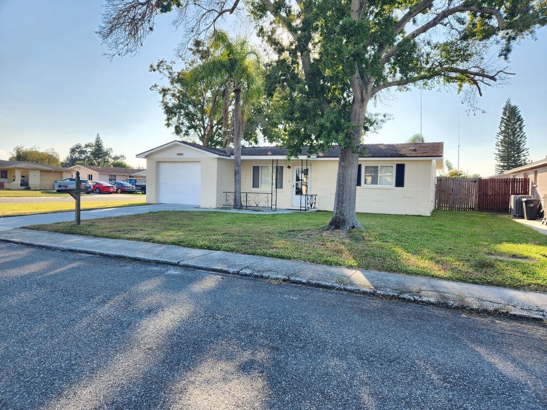 Primary Photo - HUD available - Beautiful 3/1 1042 sq ft h...