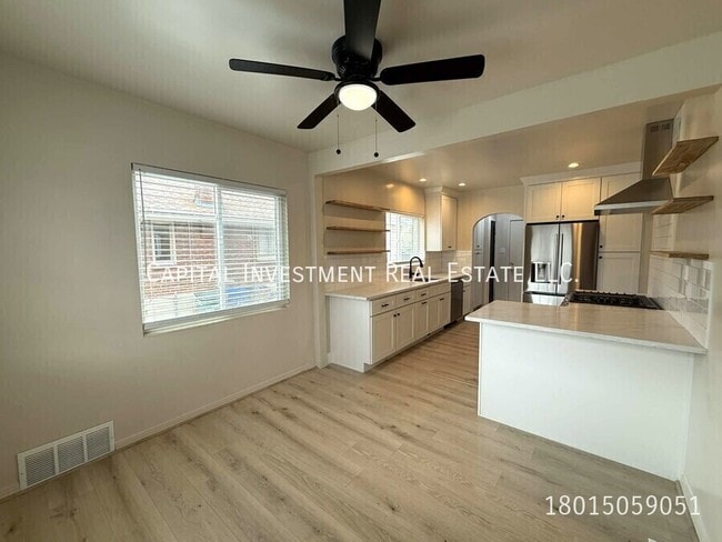 Foto del edificio - 1452 Hollywood Ave